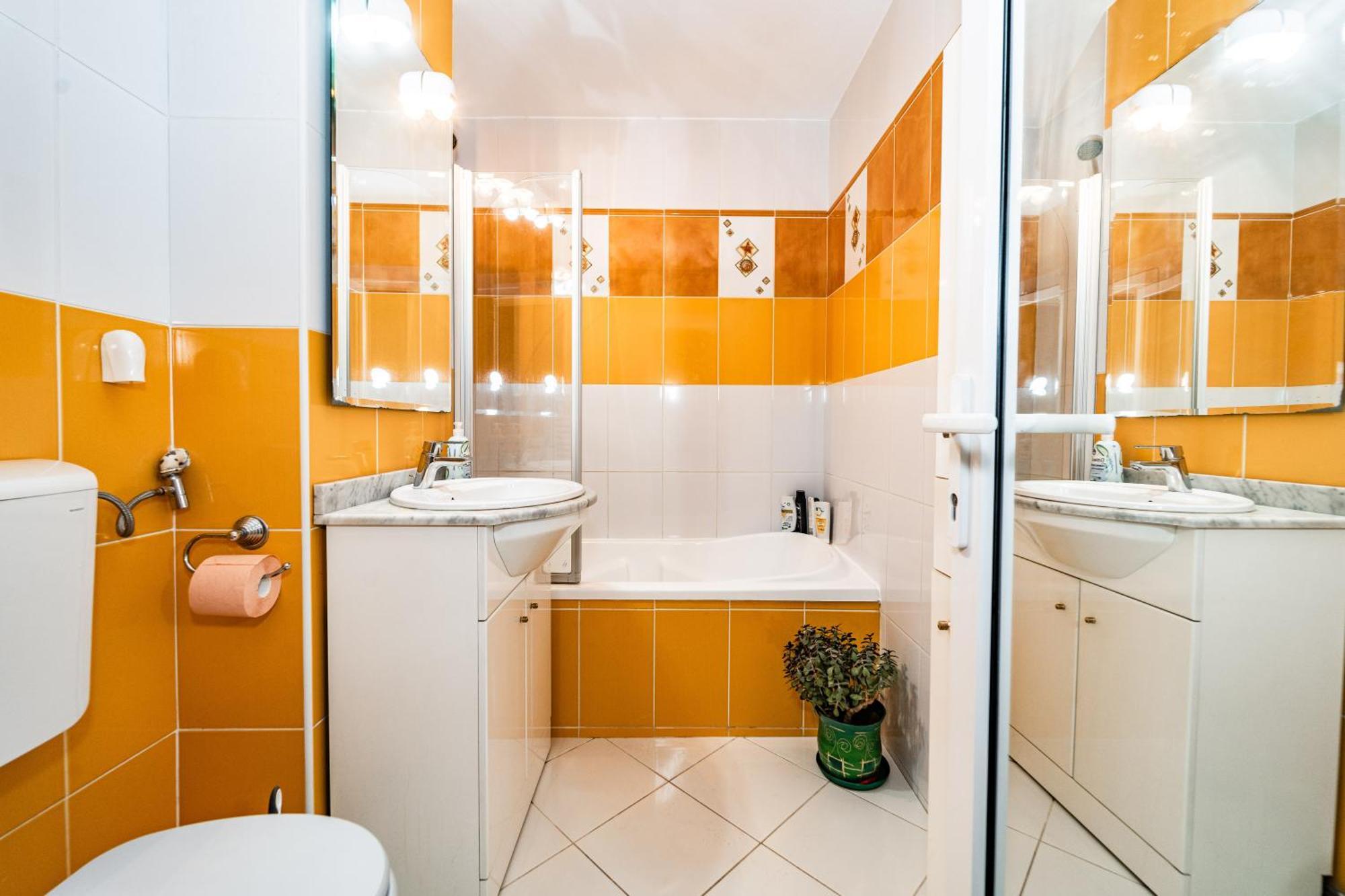 Arad Central Joy - Mihaela Apartment Bagian luar foto